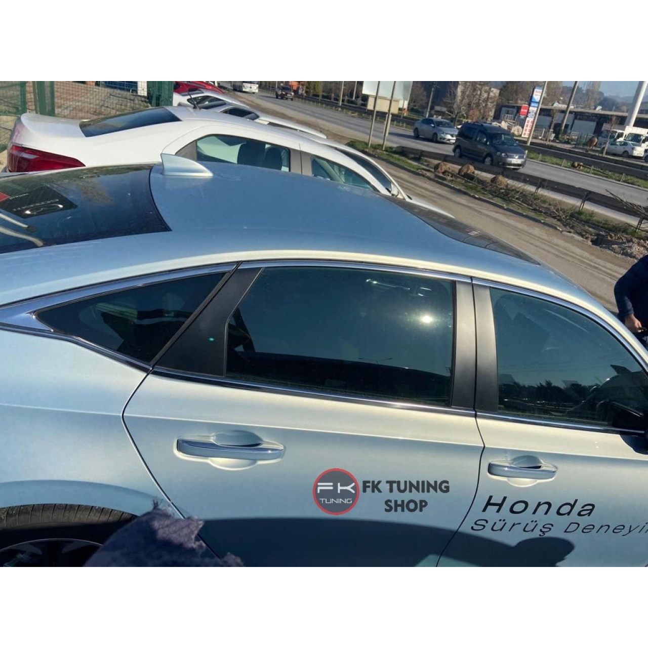 Honda Civic Fe 2022 Cam Altı Krom Cam Çıtası 2022 ve üzeri Sedan