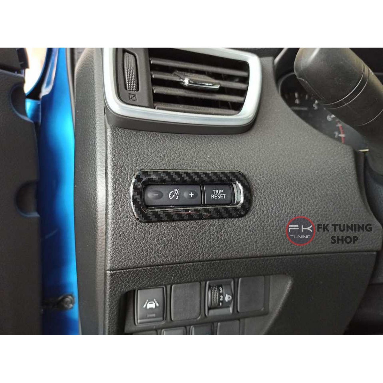 Nissan Qashqai Kontrol Paneli Kaplaması (küçük) Karbon Renk 2014-2020