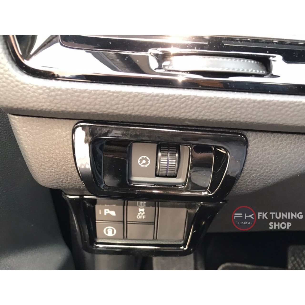 Honda Civic FE Kontrol Paneli Kaplaması Pianoblack Renk 2022 ve üzeri