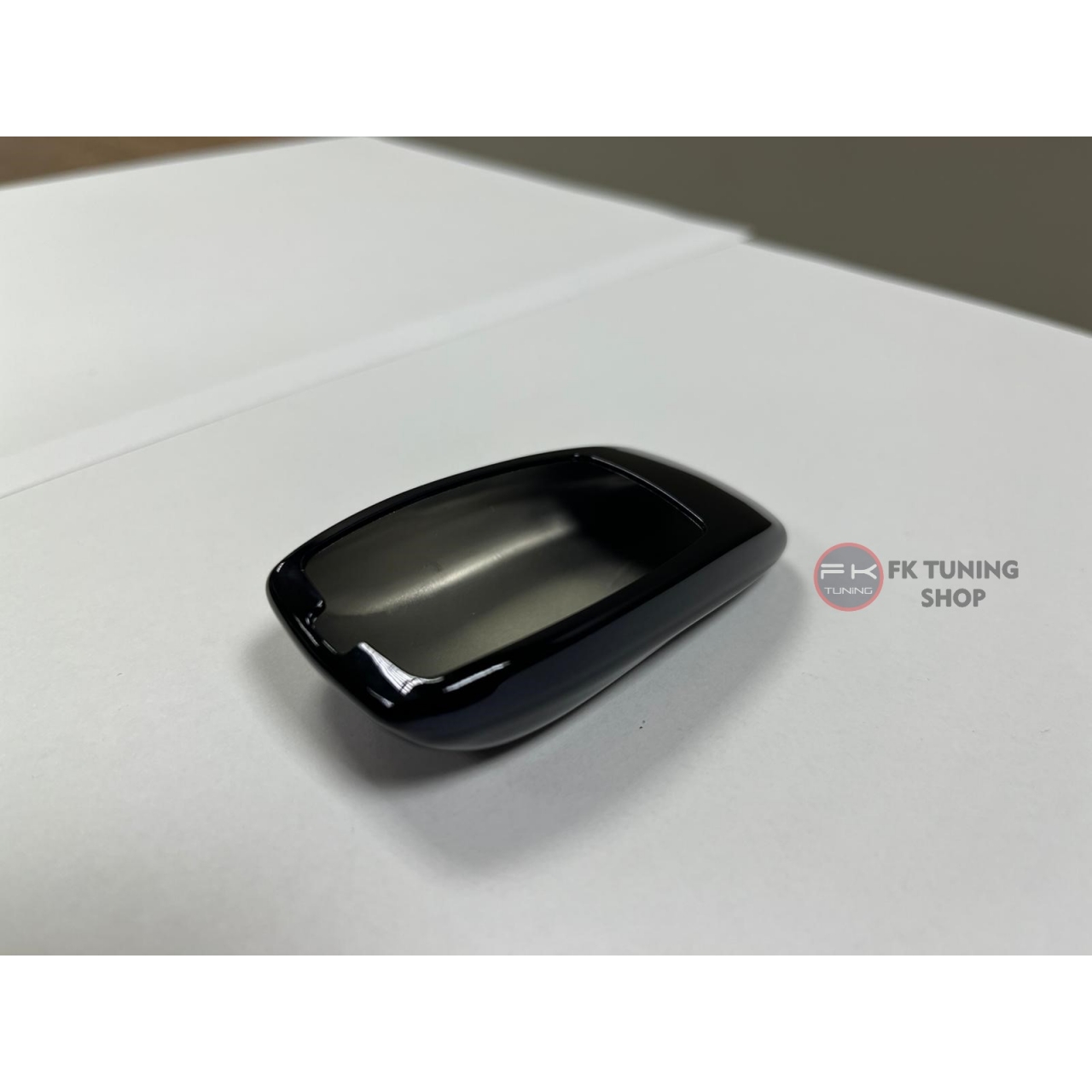Mercedes Anahtar Kılıfı Silikon Parlak Siyah Renk (yeni anahtara uyumlu