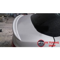 FORD FOCUS 3 SEDAN SPOYLER MAKYAJSIZ KASA (parlak siyah-polyester)