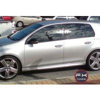 VOLKSWAGEN GOLF 6 R20 MARŞPİYEL SETİ (İTHAL PLASTİK)