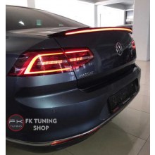 Volkswagen Passat B8 Led Spoyler Animayonlu Pianoblack 2014 ve üzeri 