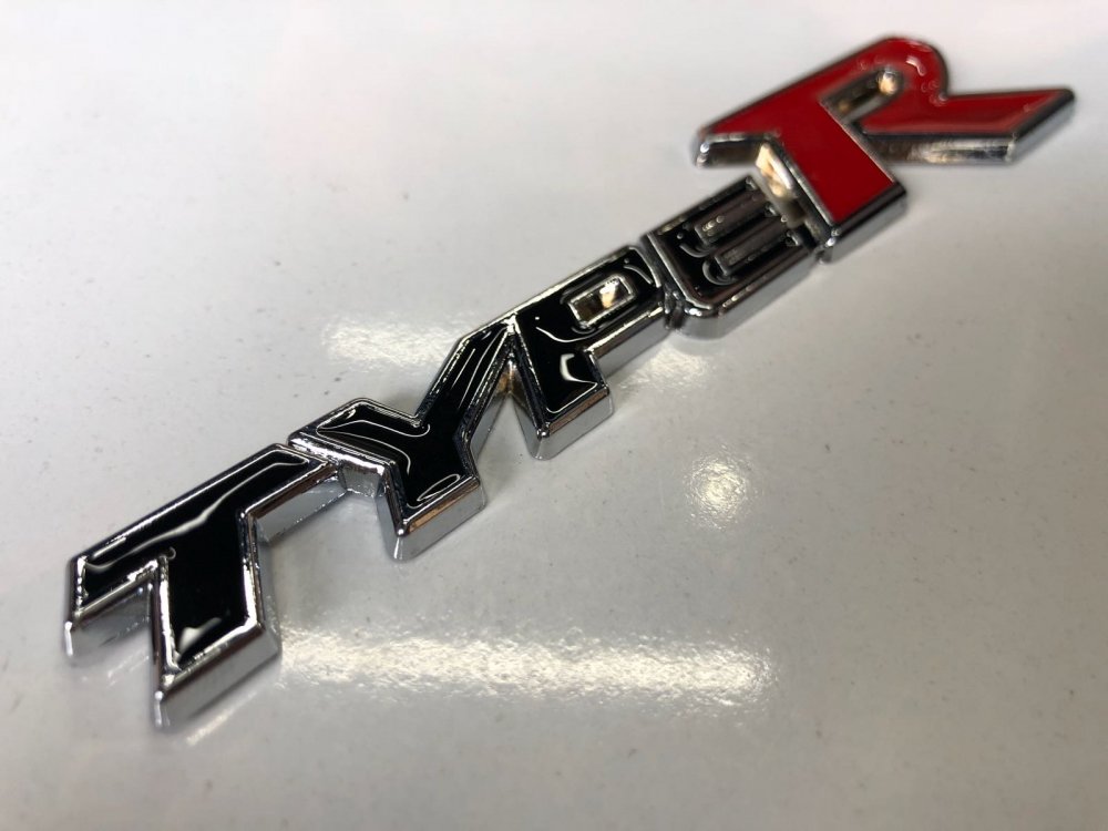 TYPER LOGO METAL (YAPIŞTIRMALI)