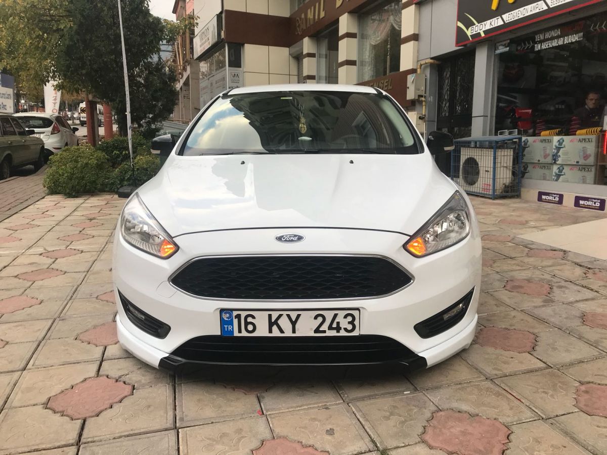 FORD FOCUS 3 ÖN TAMPON EKİ makyajlı kasa (plastik)