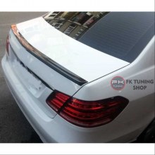 Mercedes Benz W212 Arka Spoyler 2009-2015 Pianoblack Boyalı - Plastik