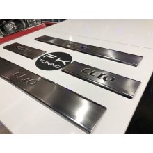 Renault Clio 4 Krom Kapı Eşiği 4 Parça Takım (gerçek resim)
