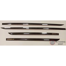 Toyota Corolla Kapı Çıtası Kaplaması Pianoblack 2014-2018