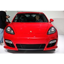 PORSCHE PANAMERA GTS ÖN TAMPON SETİ (plastik)