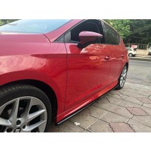 SEAT LEON YAN MARŞPİYEL ALT LİPİ (plastik/piano black) 