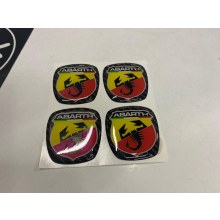 FİAT PUNTO JANT GÖBEĞİ STİCKERI 4 ADET (abarth)