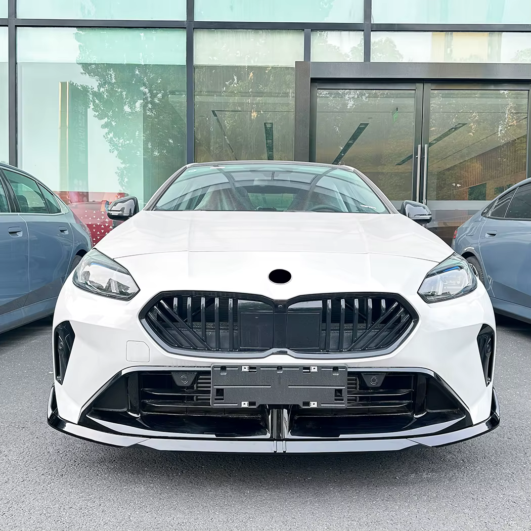 Bmw G70 Ön Tampon Eki Lip M Technic Uyumlu 1 Serisi 2024 ve Üz (Pianoblack)